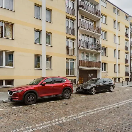 Shortstaypoland Dluga * Varsavia