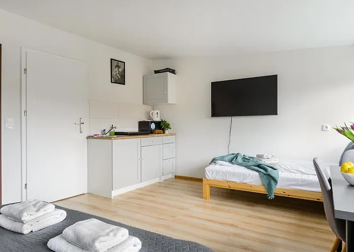 Shortstaypoland Dluga *