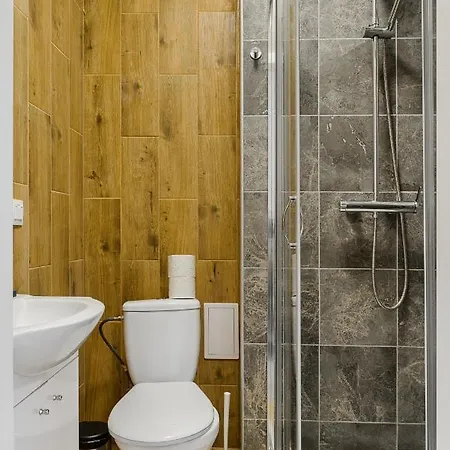 Daire Shortstaypoland Dluga *